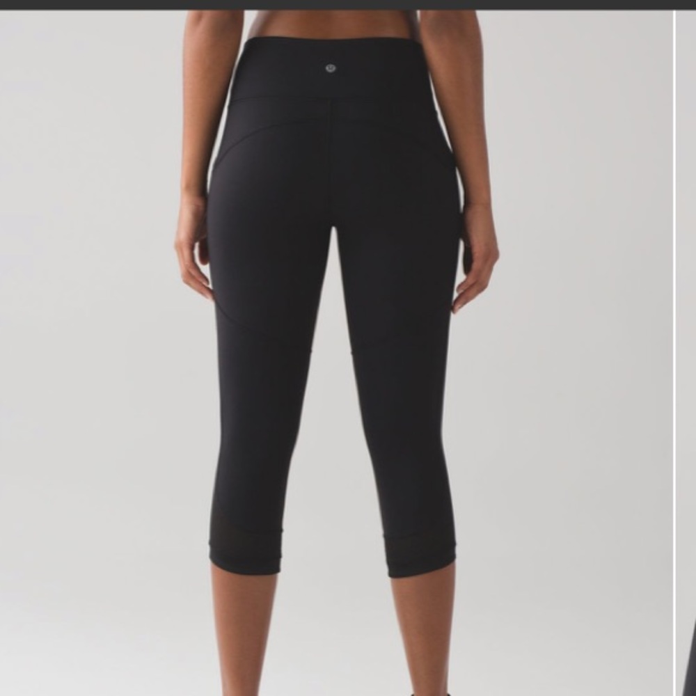 Lululemon Fit Physique Crop size 6